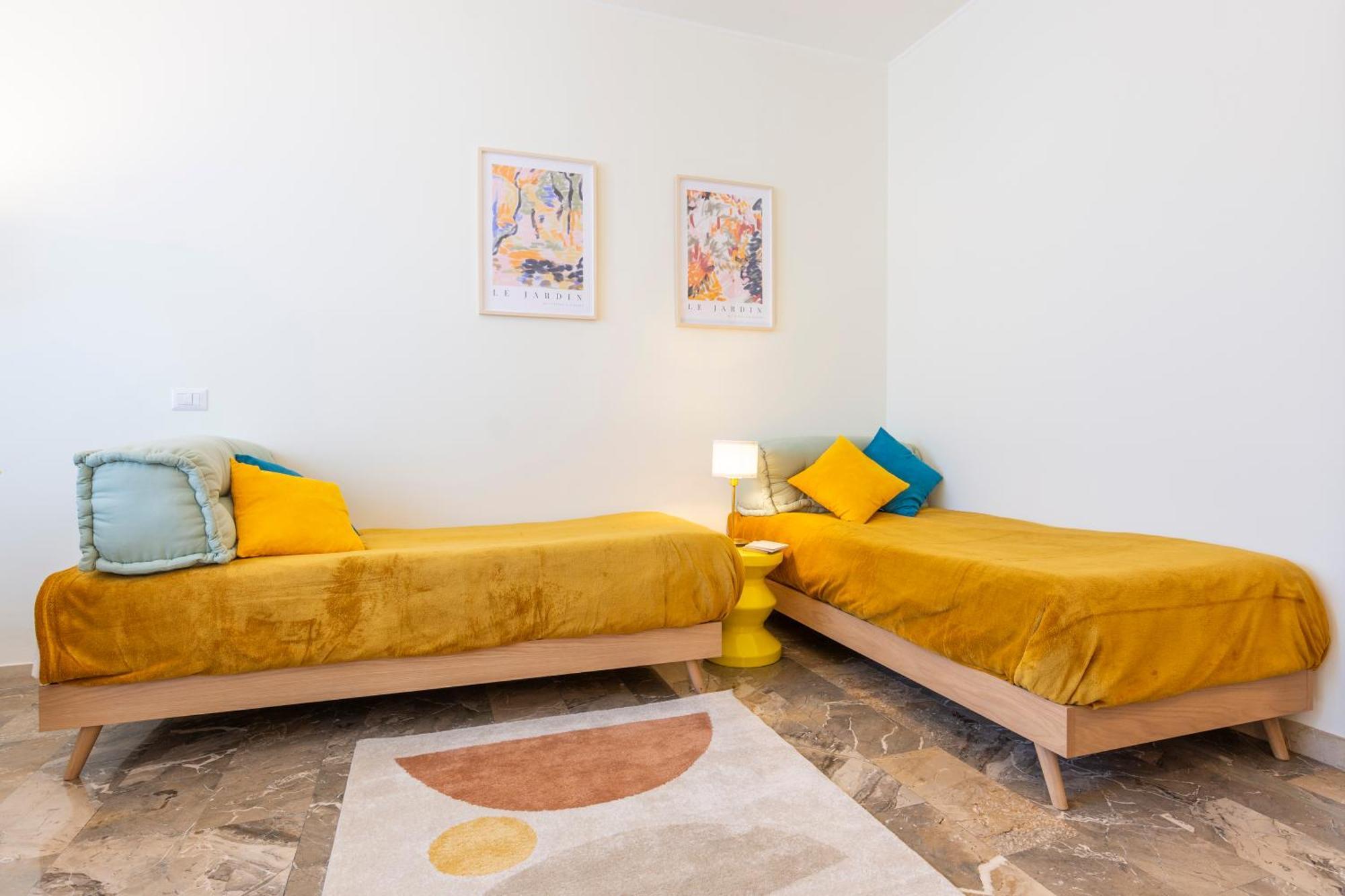 Ospitali - Casa Giuliana, Ampio Trilocale Per Famiglie E Box Appartement